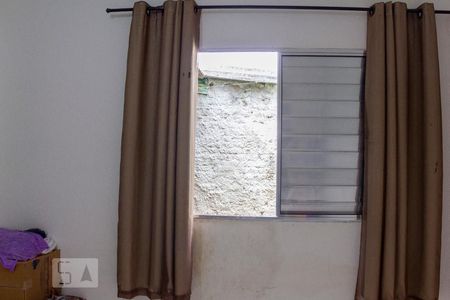 Quarto 2 de casa para alugar com 2 quartos, 110m² em Alto de Pinheiros, São Paulo