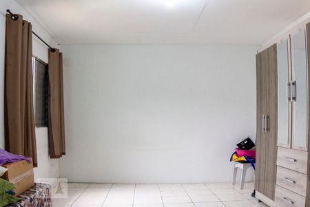 Quarto 2 de casa para alugar com 2 quartos, 110m² em Alto de Pinheiros, São Paulo