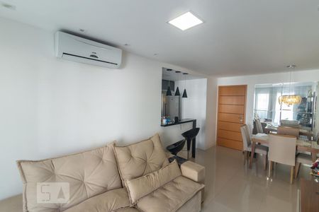 Sala de apartamento à venda com 2 quartos, 70m² em Recreio dos Bandeirantes, Rio de Janeiro