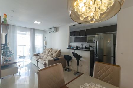 Sala de apartamento à venda com 2 quartos, 70m² em Recreio dos Bandeirantes, Rio de Janeiro