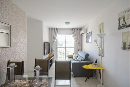 Sala de apartamento à venda com 3 quartos, 64m² em Jacarepaguá, Rio de Janeiro