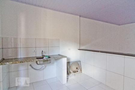 Cozinha de casa de condomínio para alugar com 1 quarto, 50m² em Vila Celeste, São Paulo