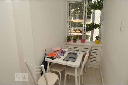 Sala de apartamento para alugar com 2 quartos, 47m² em Flamengo, Rio de Janeiro