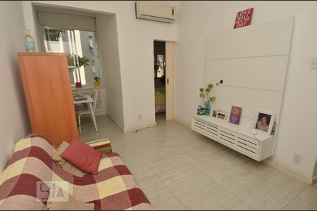 Sala de apartamento para alugar com 2 quartos, 47m² em Flamengo, Rio de Janeiro