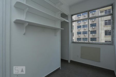 Banheiro de apartamento para alugar com 1 quarto, 50m² em Copacabana, Rio de Janeiro