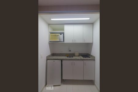 Cozinha de kitnet/studio à venda com 1 quarto, 28m² em Chácara Santo Antônio (zona Sul), São Paulo