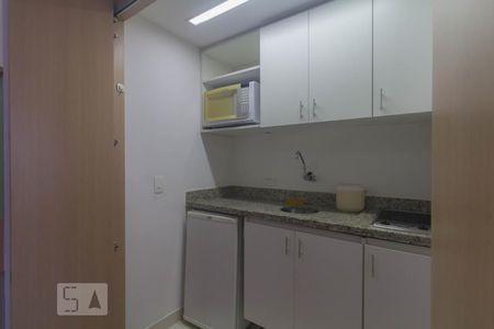 Cozinha de kitnet/studio à venda com 1 quarto, 28m² em Chácara Santo Antônio (zona Sul), São Paulo