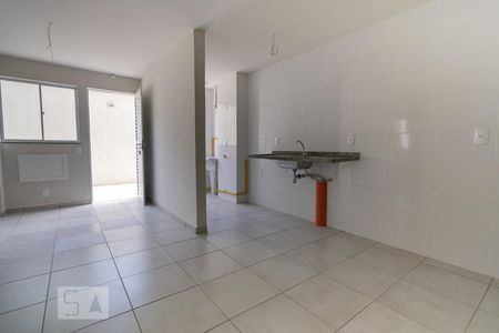 Sala de apartamento à venda com 2 quartos, 49m² em Tanque, Rio de Janeiro