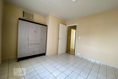 Quarto 01 de casa para alugar com 2 quartos, 80m² em Vila Azevedo, São Paulo