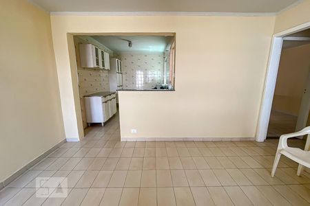 Sala de casa para alugar com 2 quartos, 80m² em Vila Azevedo, São Paulo