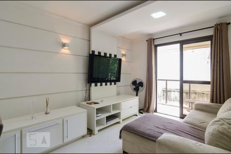 Sala de kitnet/studio para alugar com 1 quarto, 44m² em Jardim Paulista, São Paulo