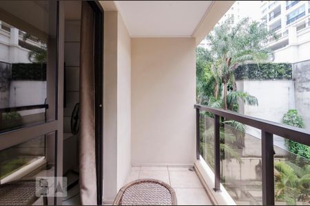 Varanda da sala de kitnet/studio à venda com 1 quarto, 44m² em Jardim Paulista, São Paulo