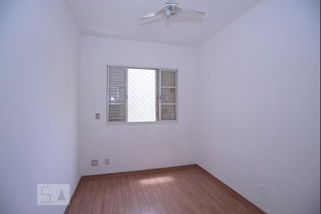 Quarto 2 de apartamento para alugar com 3 quartos, 72m² em Santa Amélia, Belo Horizonte