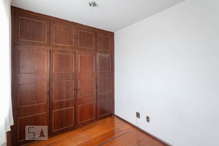 Suíte de apartamento para alugar com 1 quarto, 41m² em Cruzeiro, Belo Horizonte