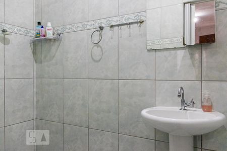Banheiro da Suíte 1 de casa à venda com 4 quartos, 230m² em Jardim Stella, Santo André