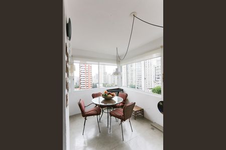 Sala de apartamento à venda com 3 quartos, 250m² em Pinheiros, São Paulo