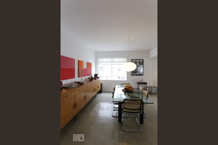 Sala de apartamento à venda com 3 quartos, 250m² em Pinheiros, São Paulo