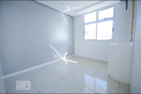 Sala de apartamento à venda com 3 quartos, 159m² em Charitas, Niterói