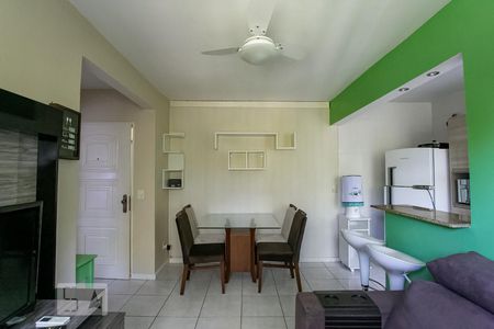 Sala de apartamento à venda com 1 quarto, 40m² em Camaquã, Porto Alegre