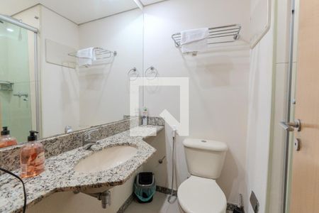 Banheiro de apartamento para alugar com 1 quarto, 42m² em Consolação, São Paulo