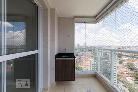 varanda de apartamento para alugar com 2 quartos, 64m² em Vila Alexandria, São Paulo