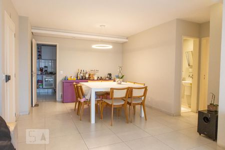 Sala de apartamento à venda com 4 quartos, 144m² em Perdizes, São Paulo