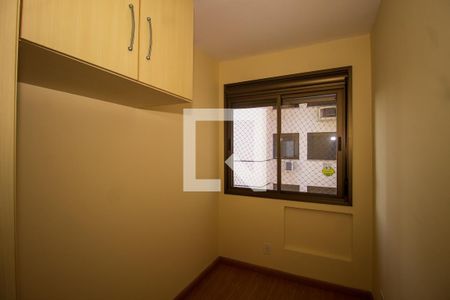 Quarto de apartamento à venda com 3 quartos, 80m² em Santana, Porto Alegre