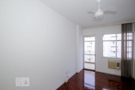 Quarto 1- Suíte de apartamento para alugar com 2 quartos, 83m² em Copacabana, Rio de Janeiro