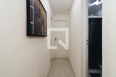 Corredor de apartamento à venda com 2 quartos, 50m² em Fazenda Morumbi, São Paulo