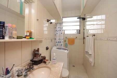 Banheiro de apartamento para alugar com 1 quarto, 58m² em Bela Vista, São Paulo