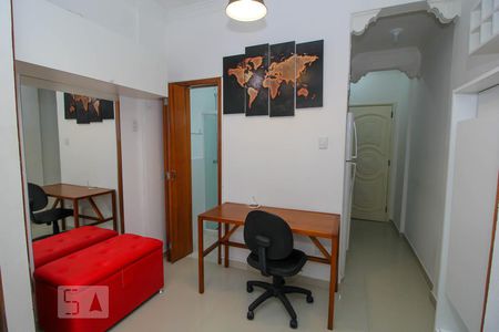 Sala/Quarto de kitnet/studio para alugar com 1 quarto, 25m² em Botafogo, Rio de Janeiro