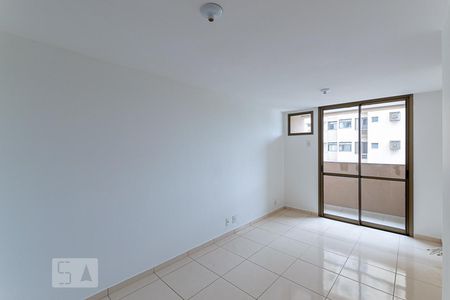 Sala de apartamento à venda com 3 quartos, 70m² em Centro, Niterói