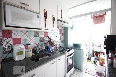 Cozinha de apartamento para alugar com 2 quartos, 51m² em Vila do Encontro, São Paulo