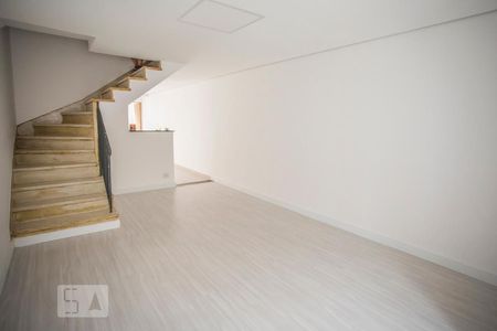 Sala de casa à venda com 3 quartos, 110m² em Jardim Oriental, São Paulo