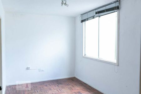 Sala/Quarto de kitnet/studio para alugar com 1 quarto, 29m² em Cidade Baixa, Porto Alegre