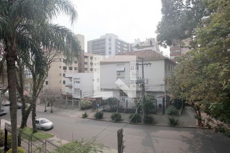 Quarto 1 Vista de apartamento para alugar com 2 quartos, 45m² em Petrópolis, Porto Alegre