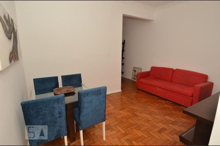 Apartamento à venda com 50m², 1 quarto e sem vagaSala