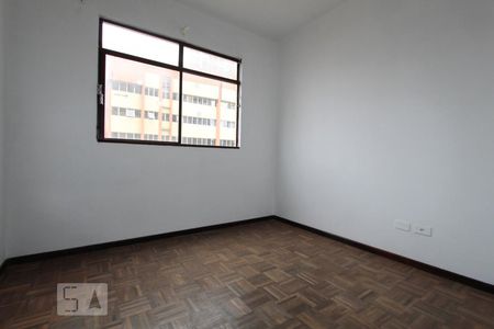 Quarto 2 de apartamento para alugar com 2 quartos, 50m² em Rebouças, Curitiba