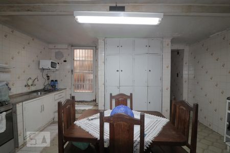 Cozinha de casa à venda com 3 quartos, 150m² em Vila Invernada, São Paulo