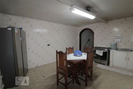 Cozinha de casa à venda com 3 quartos, 150m² em Vila Invernada, São Paulo