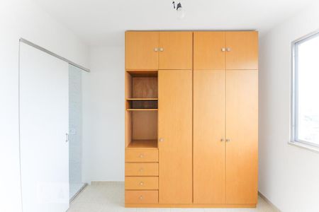 Suíte de apartamento para alugar com 2 quartos, 50m² em Vila Isabel, Rio de Janeiro