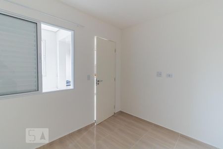 Quarto 2 de kitnet/studio para alugar com 2 quartos, 40m² em Vila Nhocune, São Paulo