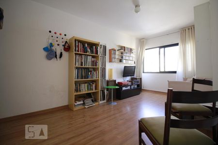 Sala de apartamento para alugar com 1 quarto, 42m² em Cambuci, São Paulo