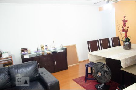 Sala de apartamento à venda com 3 quartos, 72m² em Jardim Leonor Mendes de Barros, São Paulo