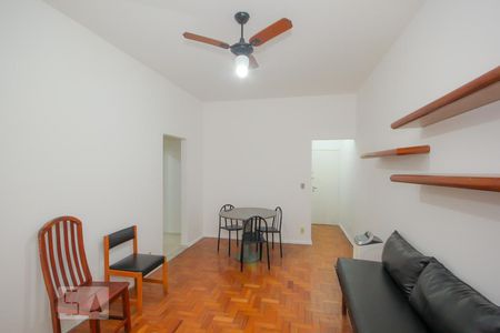 Sala de apartamento para alugar com 1 quarto, 60m² em Copacabana, Rio de Janeiro