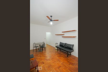 Sala de apartamento para alugar com 1 quarto, 60m² em Copacabana, Rio de Janeiro