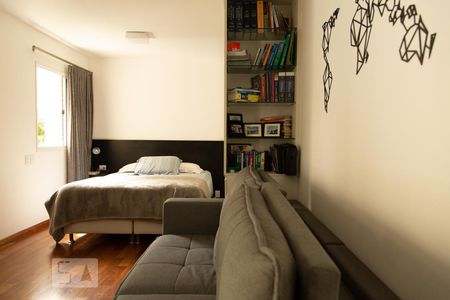 Quarto/Sala de kitnet/studio para alugar com 1 quarto, 48m² em Vila Olímpia, São Paulo