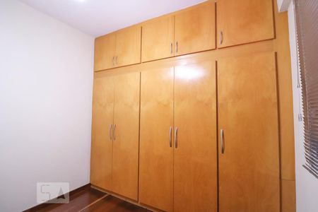 Quarto 1 de apartamento para alugar com 3 quartos, 88m² em Setor Bueno, Goiânia