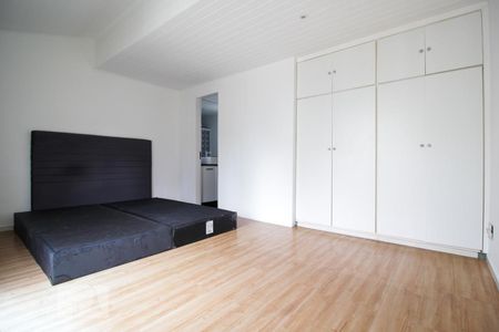 Suíte  de apartamento à venda com 1 quarto, 61m² em Itaim Bibi, São Paulo