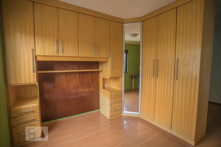 Quarto - Armários de kitnet/studio para alugar com 1 quarto, 32m² em Vila Guarani (zona Sul), São Paulo